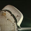 NASA ID: STS001-08-289 (Blick auf die CCTV Kamera an der Ladebucht)
