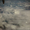 NASA ID: STS001-12-335 (Wolken über dem offenen Meer)